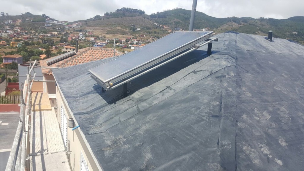 Impermeabilización con lámina de caucho (EPDM), (Tenerife).